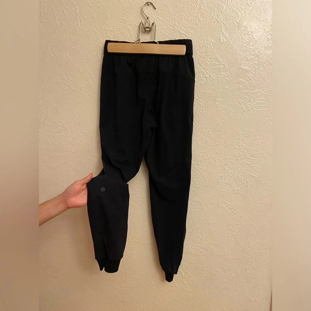 Lululemon joggers